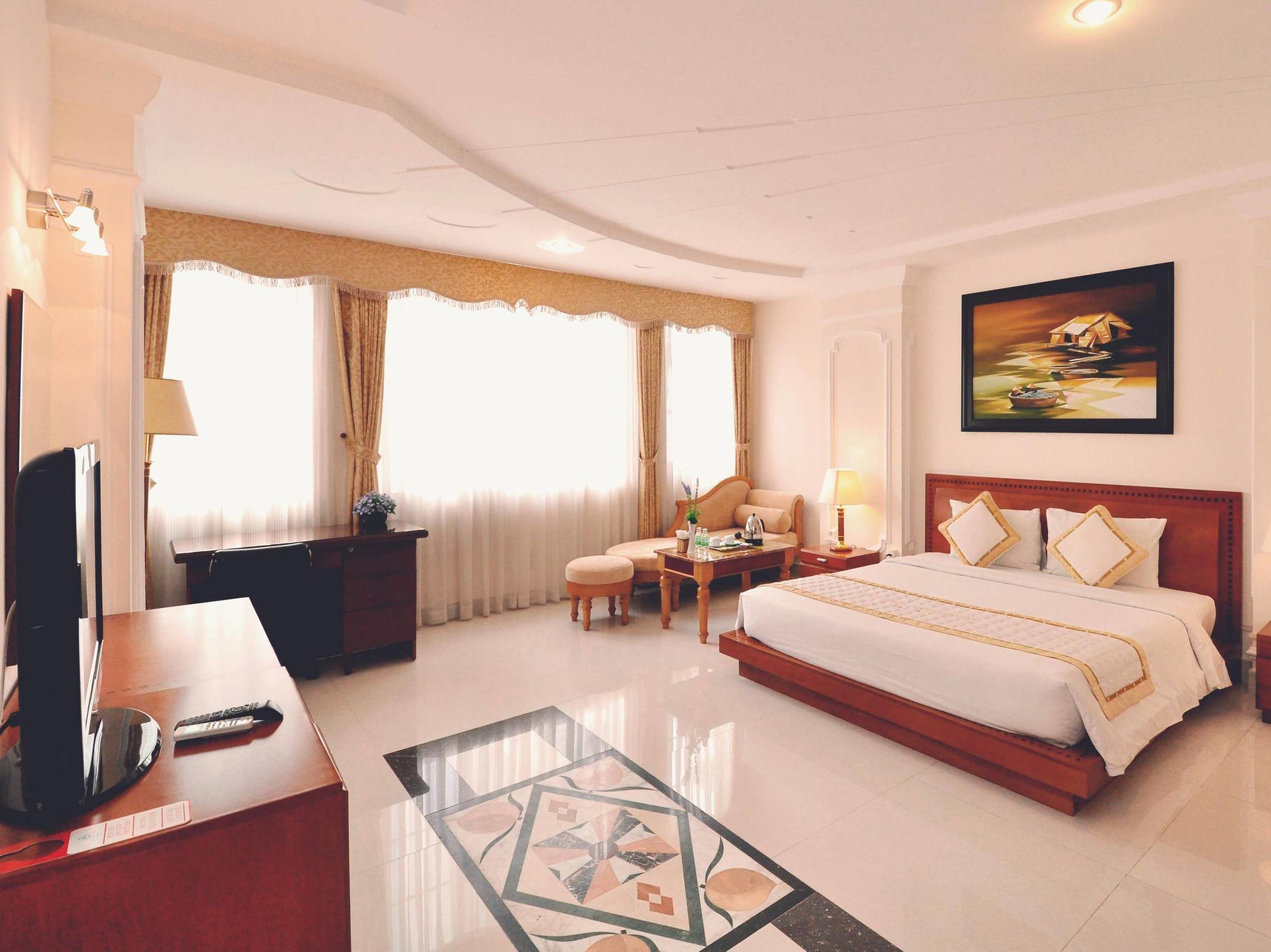 Tan Hoang Long Hotel Ho Chi Minh City Exterior photo